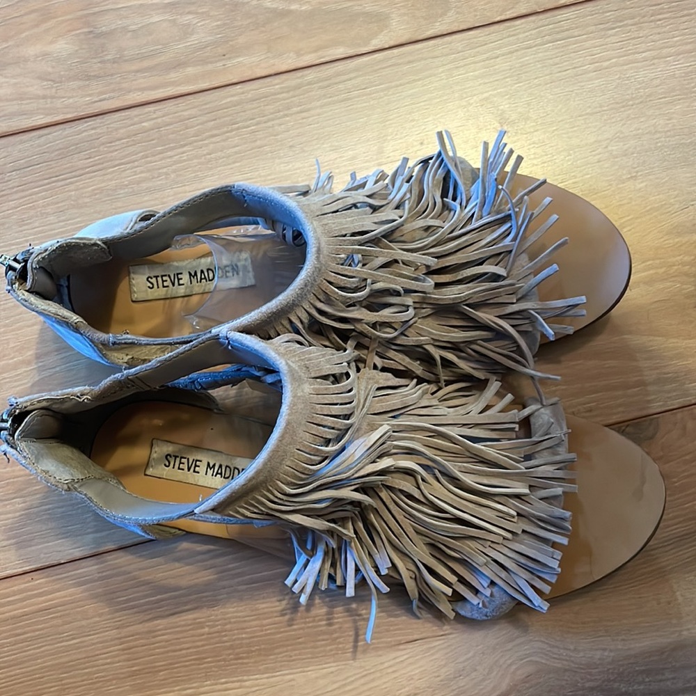 Steve Madden Sandals 🩴 - Picture 5 of 6